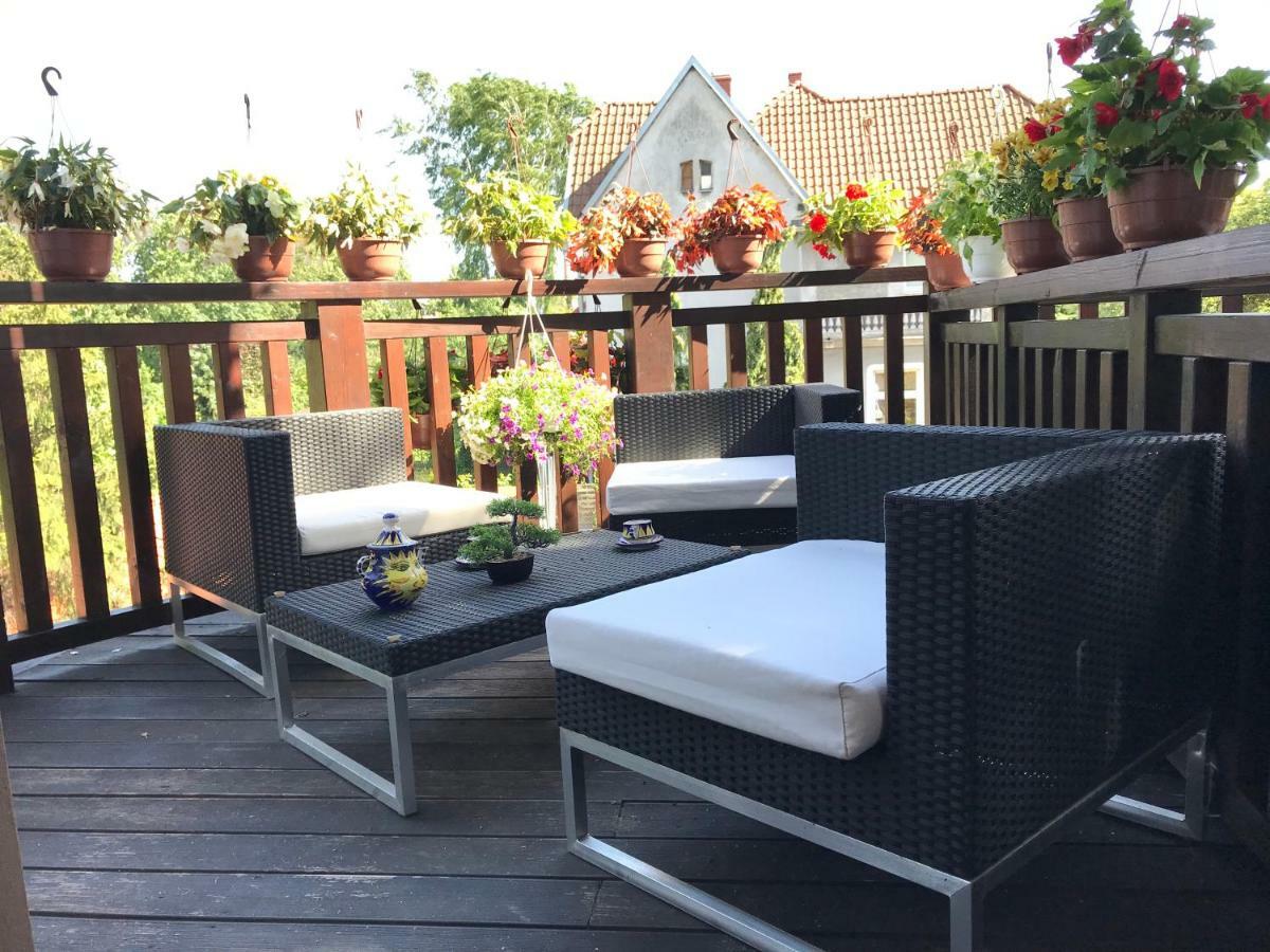 Dworek Oliwski Bed & Breakfast Gdansk Exterior photo